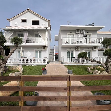 Villa Antonis Deluxe Apartments أمودي المظهر الخارجي الصورة