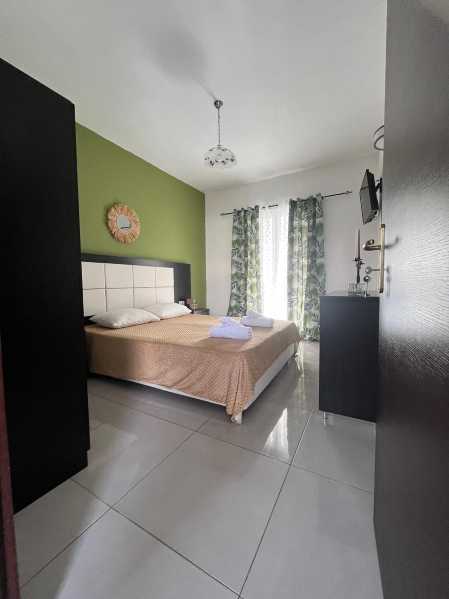 Villa Antonis Deluxe Apartments أمودي المظهر الخارجي الصورة