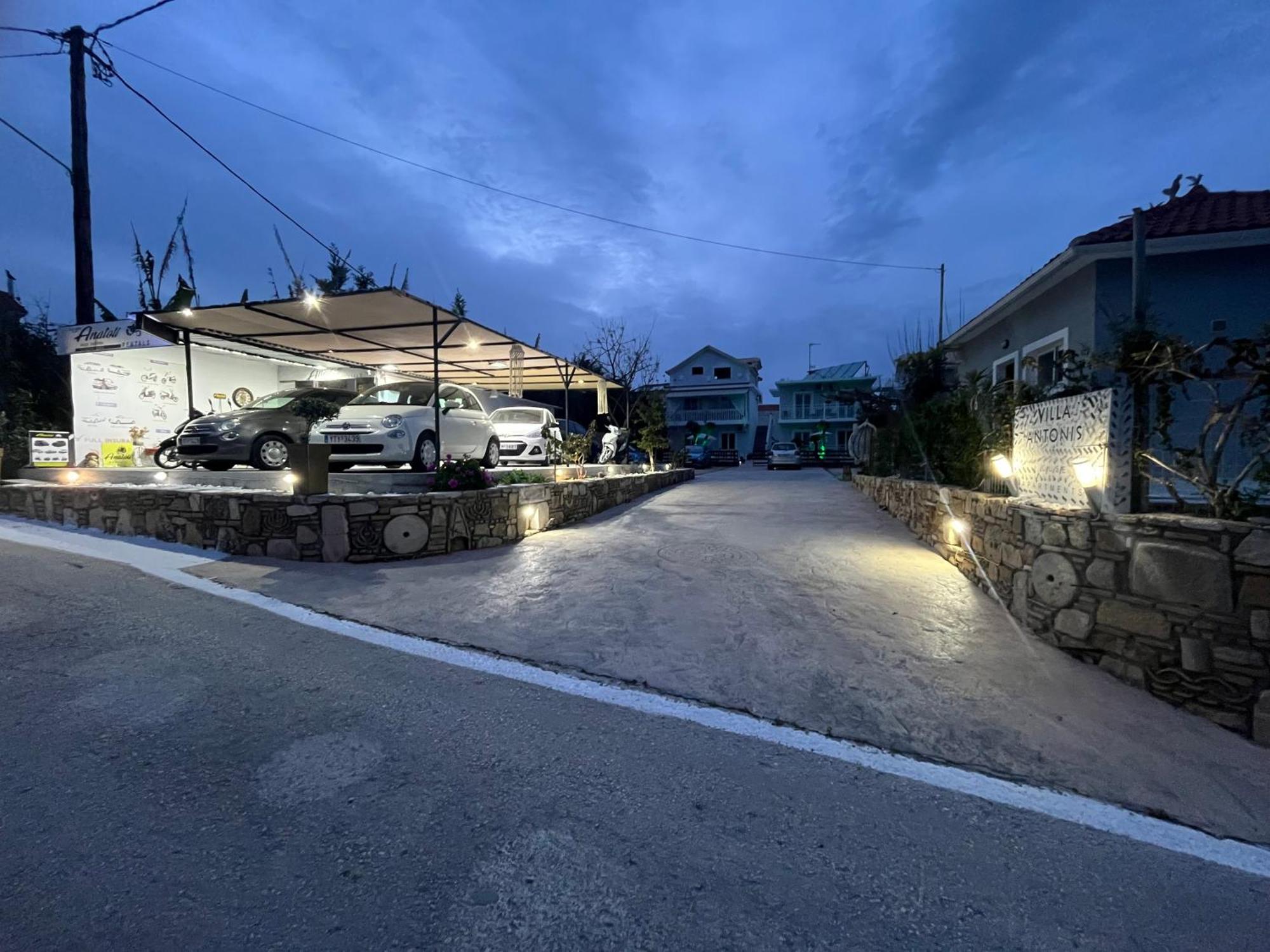 Villa Antonis Deluxe Apartments أمودي المظهر الخارجي الصورة