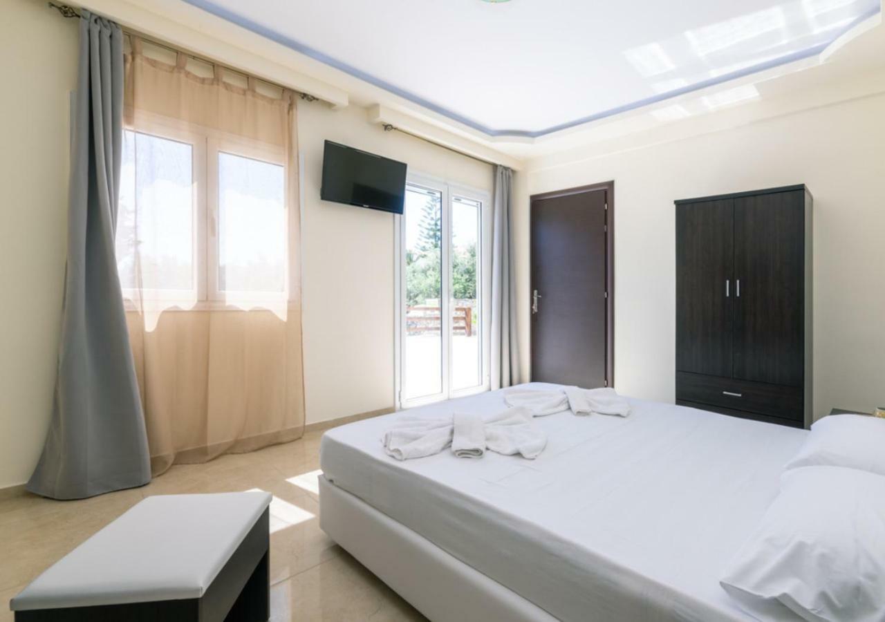Villa Antonis Deluxe Apartments أمودي المظهر الخارجي الصورة