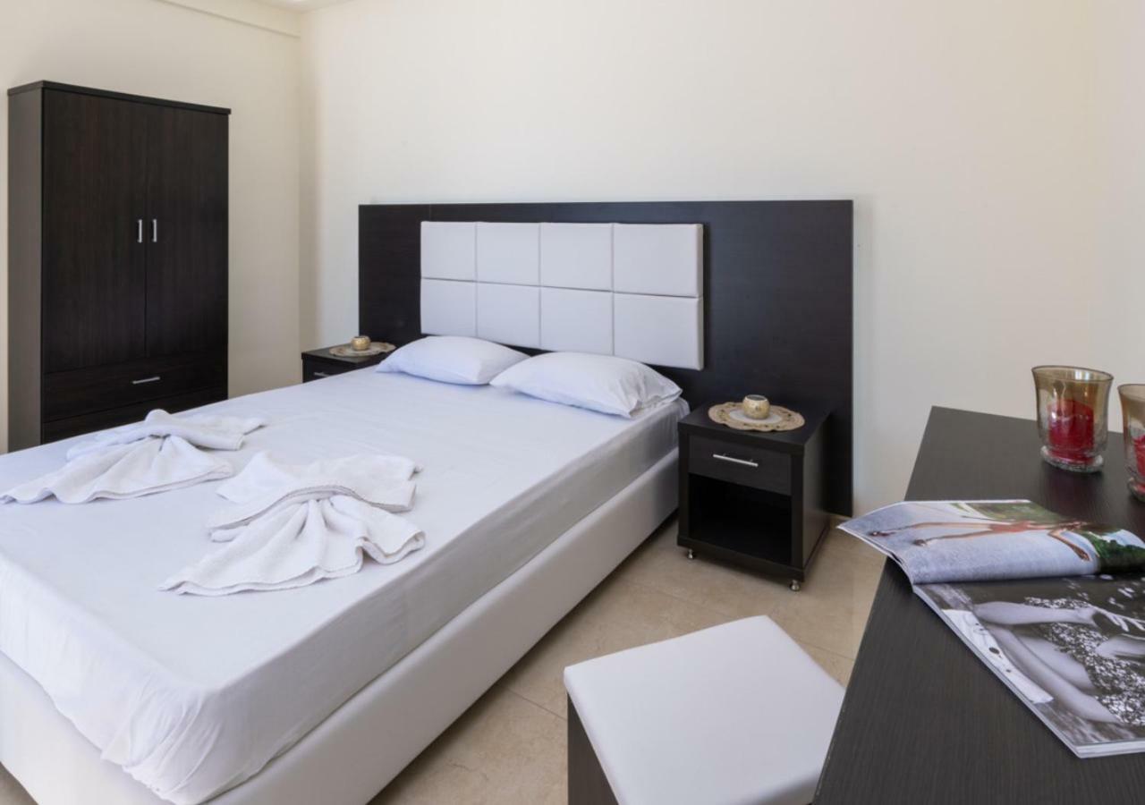Villa Antonis Deluxe Apartments أمودي المظهر الخارجي الصورة