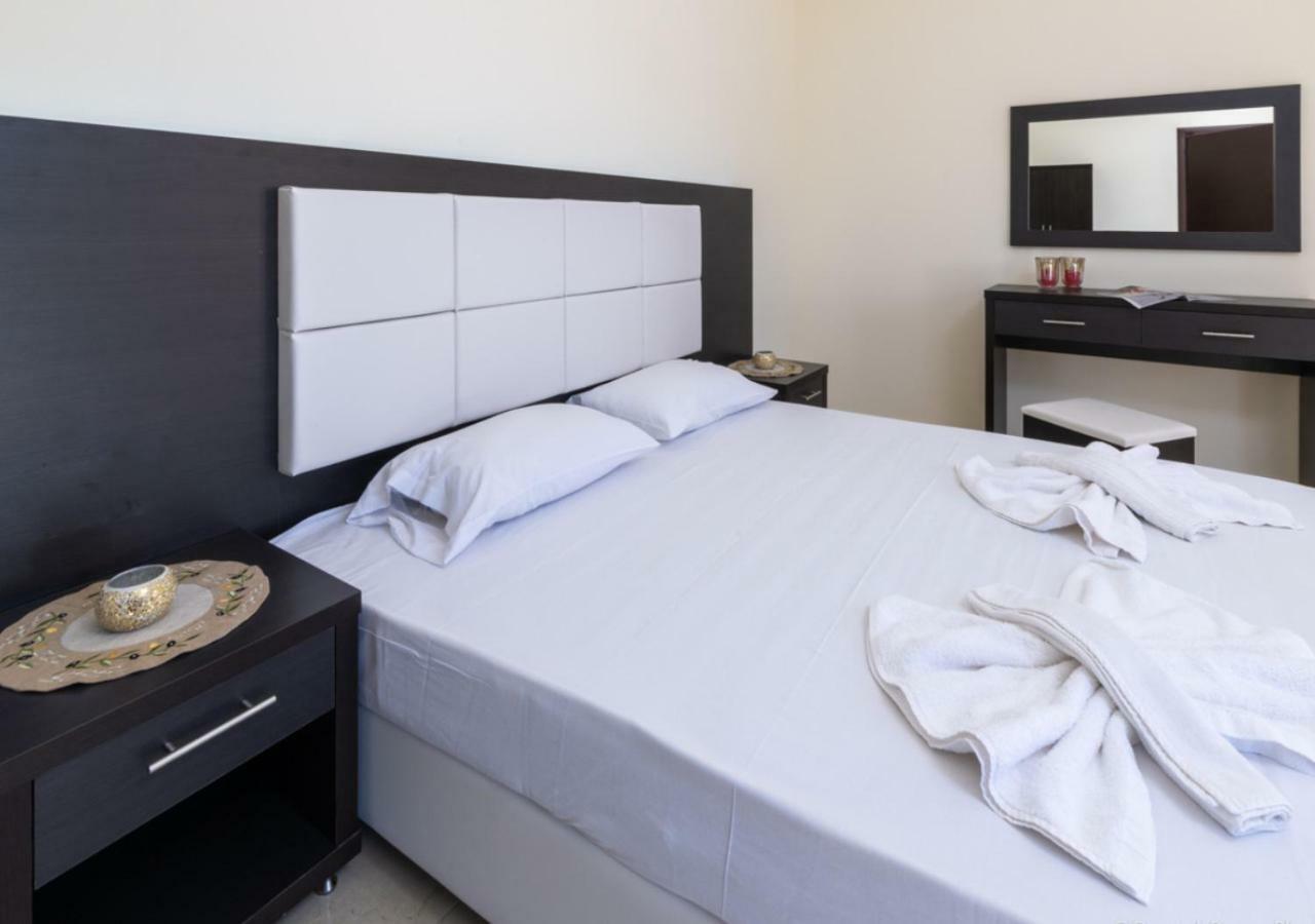 Villa Antonis Deluxe Apartments أمودي المظهر الخارجي الصورة