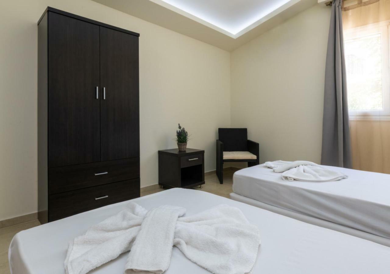Villa Antonis Deluxe Apartments أمودي المظهر الخارجي الصورة